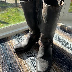 Women's Frye Boots - Harness 12R